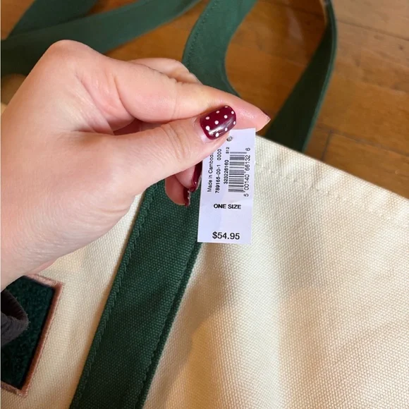 NWT GAP Cream Canvas Tote Bag with Green Accents - Picture 3 of 7
